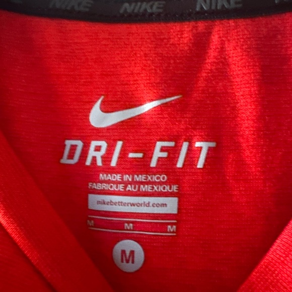 Nike dri-fit red shirt size medium - Picture 3 of 3